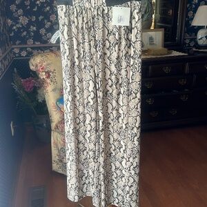 MAGIC PANTZ One size snake effect soft pants